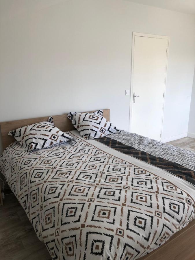 Appartement Cosy Et Lumineux Caussens Extérieur photo